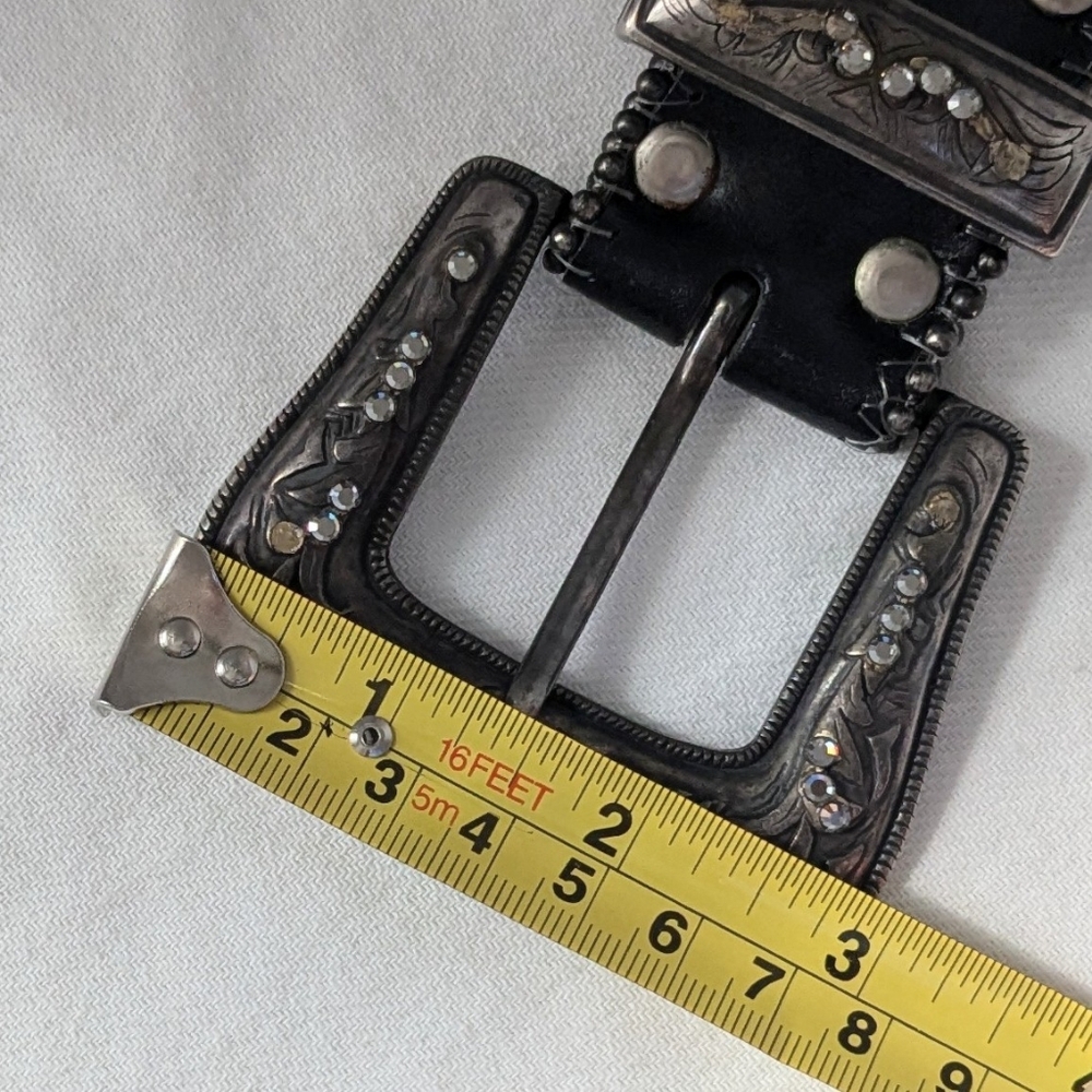 Vintage LeatherRock Black Belt For Women With Studs. Size Midium 34 Made in USA - Picture 10 of 13